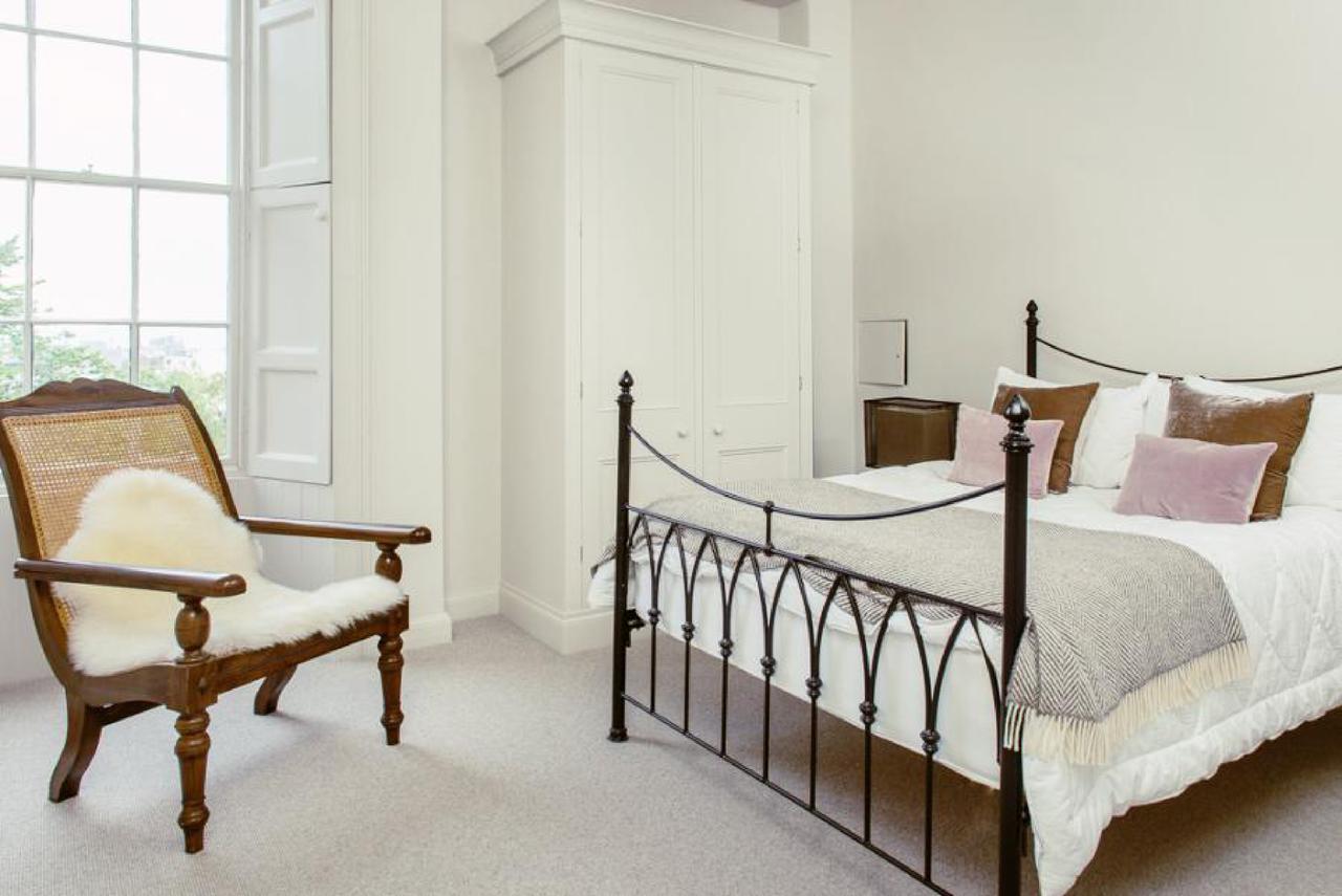 Ramsay Gardens - Grand 4-Bedroom Apartment Next To Castle Эдинбург Экстерьер фото